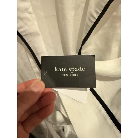 NWT - Kate Spade New York White Mrs. Embroidered Initials Bathrobe Sz L/XL